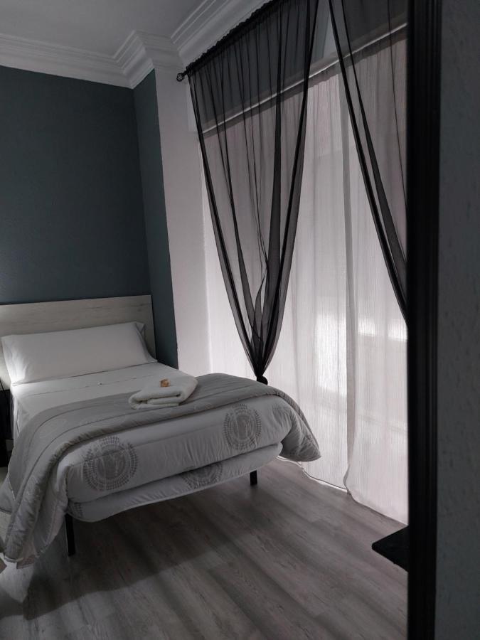 Pension Saint Mateo Logrono Ngoại thất bức ảnh