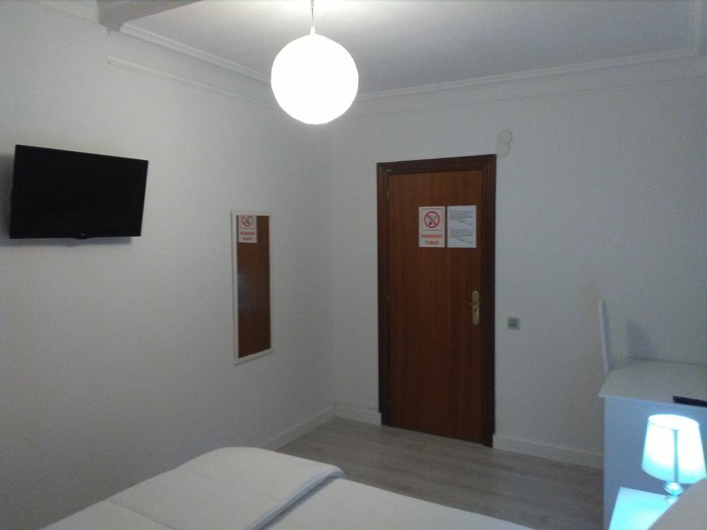 Pension Saint Mateo Logrono Ngoại thất bức ảnh