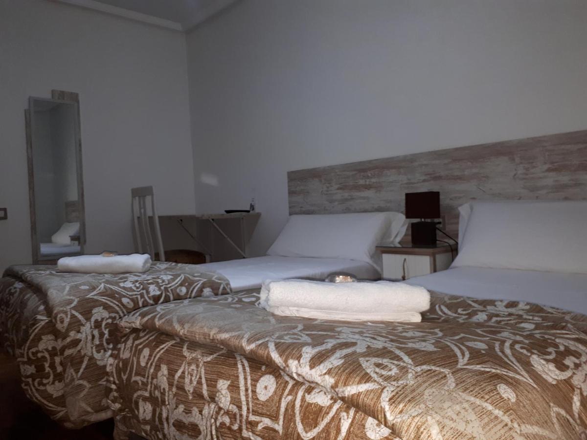 Pension Saint Mateo Logrono Ngoại thất bức ảnh
